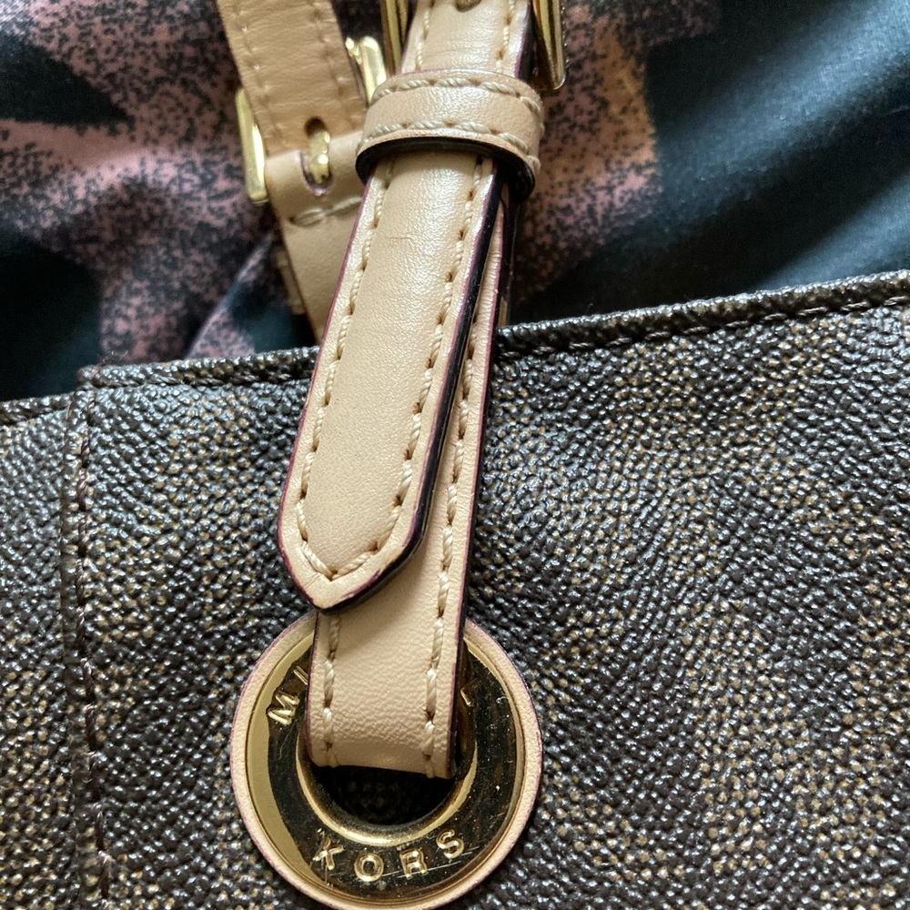 Michael Kors tote bag